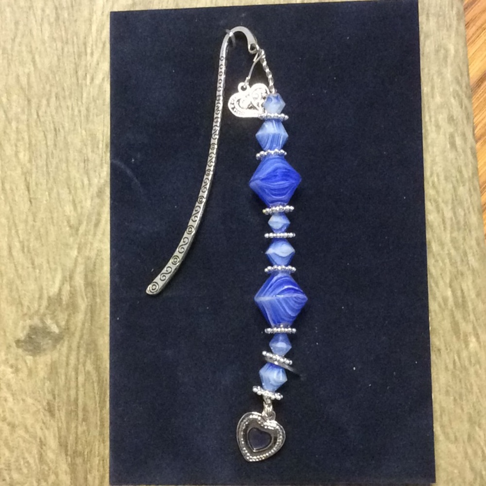 Handcrafted bookmarks(magic markers)